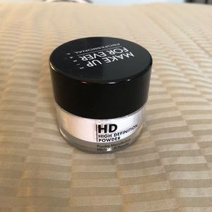 HD High Definition powder Make Up Forever